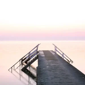 Zomeravond aan de steiger posters & art prints door Ola Jakobsson - Premium Poster - 50x70 Certifié