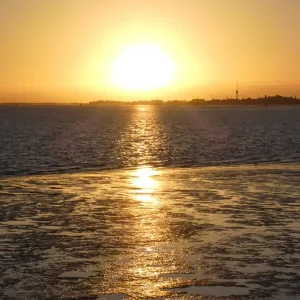 Zonsondergang Waddenzee! posters & art prints door Linni - Premium Poster - 50x70 Affaire À Saisir