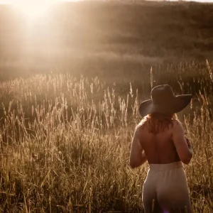 Zitvlak posters & art prints door Amanda Hansson - Premium Poster - 50x70 Promotion Saisonnière