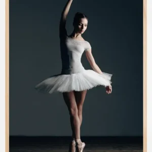 Affaire À Saisir Dancer posing Poster (21x29,7 cm (A4))