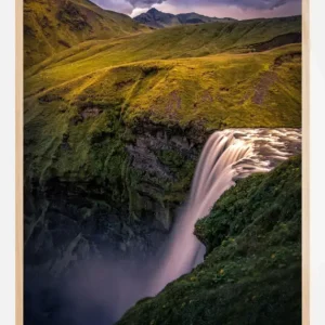 Waterfall On The Hill Poster (21x29.7 cm (A4)) Soldes